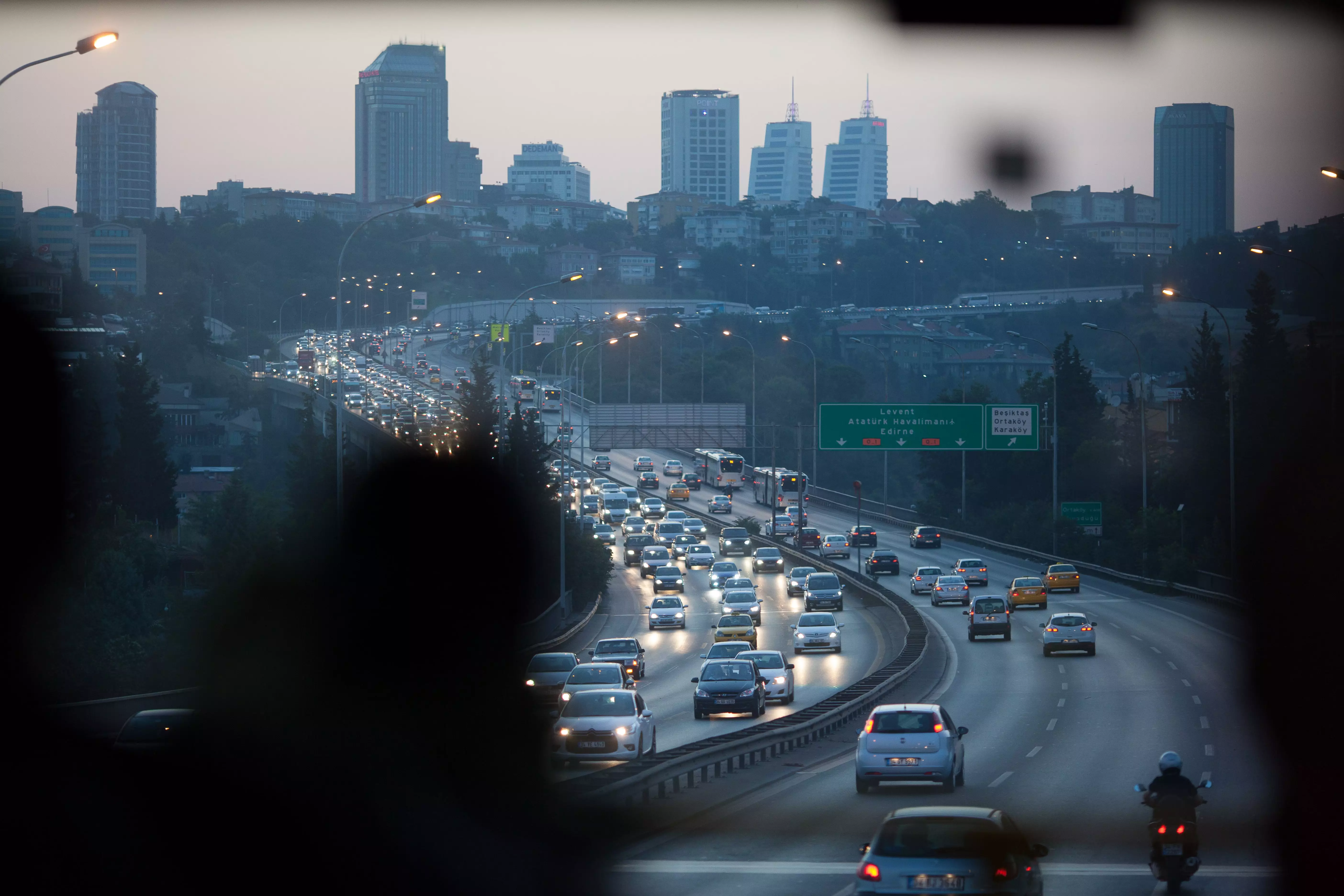 Şehirler Arası Yolculuk İçin En İdeal Kiralık Araç Seçenekleri