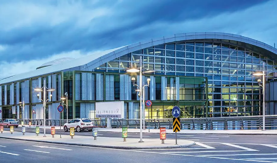 İzmir Adnan Menderes Hava Limanı Dış Hatlar terminali